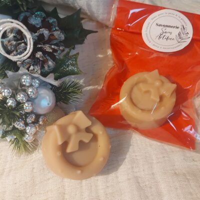 savon en forme de couronne parfumée aux huiles essentielles de lavande française.